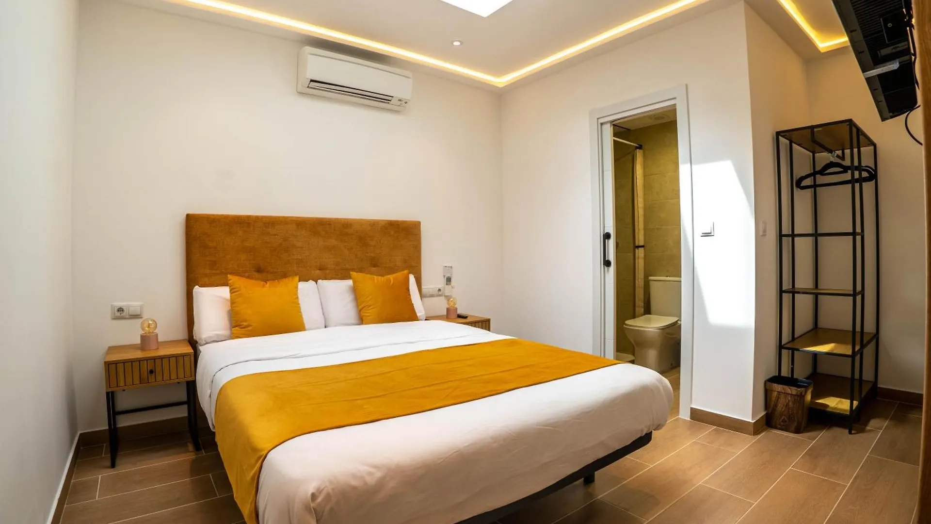 Homestay Novaotel Malaga
